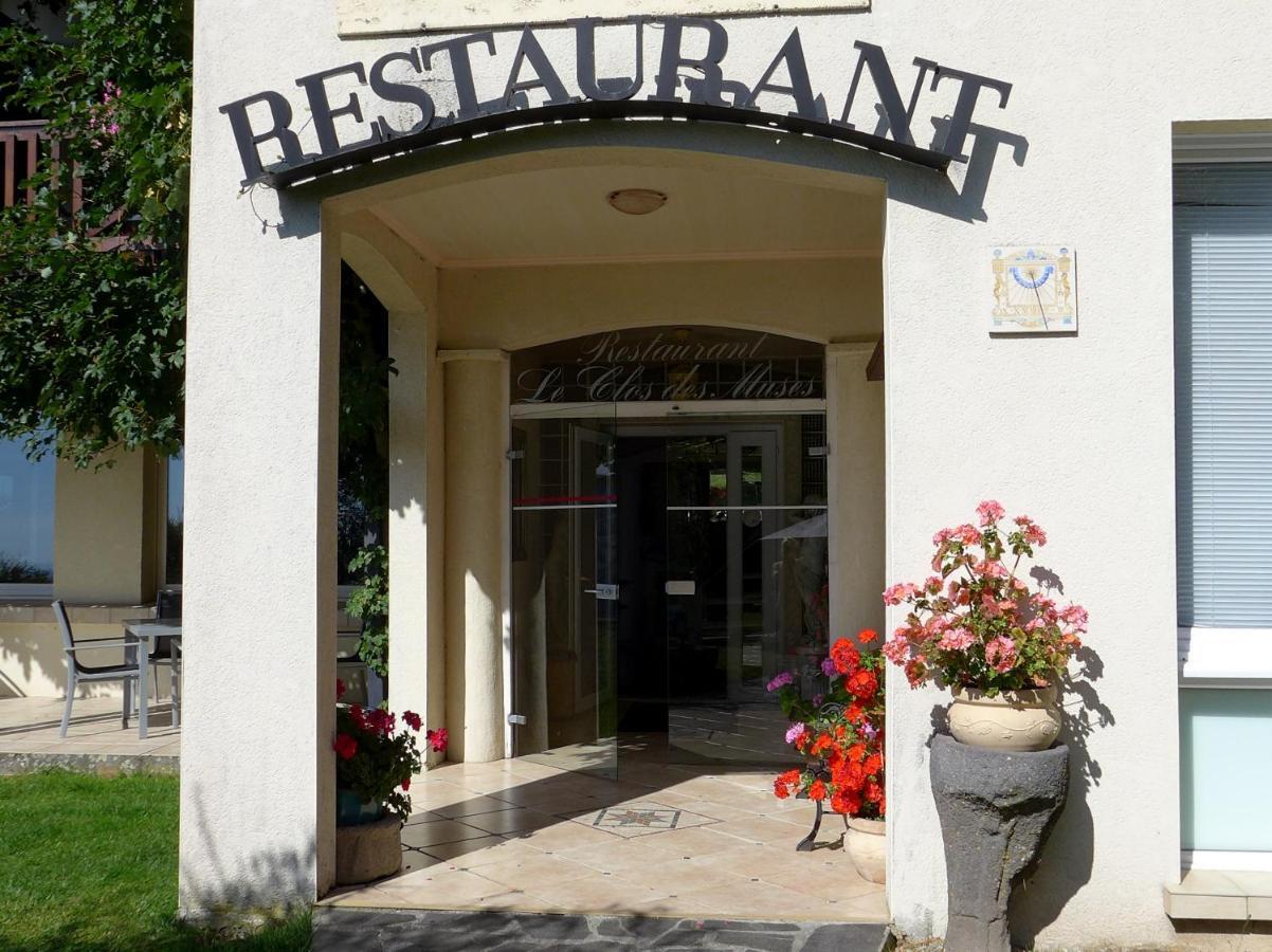 Hostellerie Saint Clement Vic-sur-Cere Exterior photo